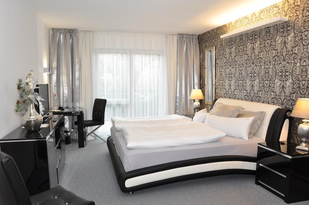 Gaestehaus Villa Casamia (Adults Only) Schmalkalden Ruang foto