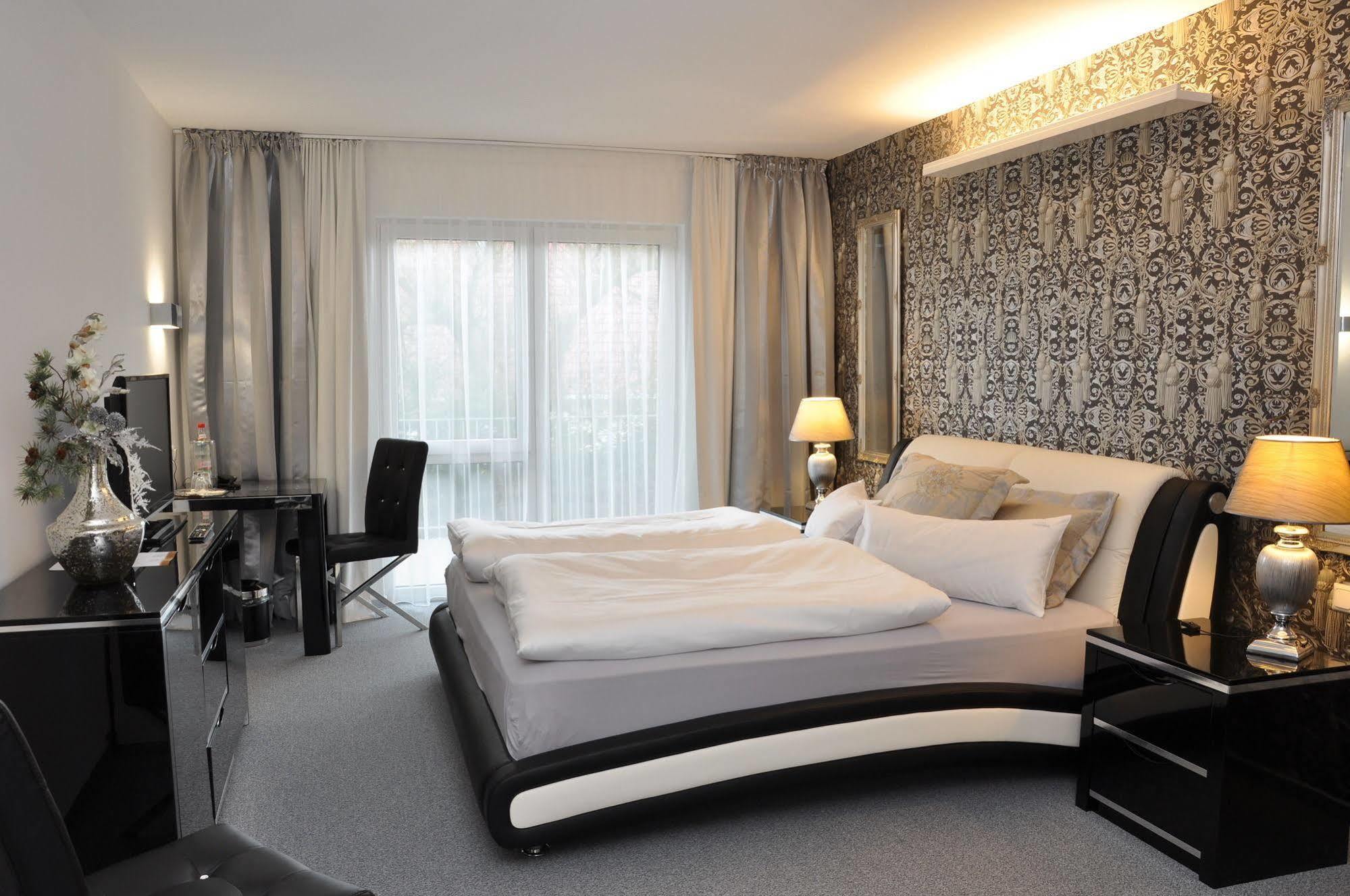 Gaestehaus Villa Casamia (Adults Only) Schmalkalden Bagian luar foto